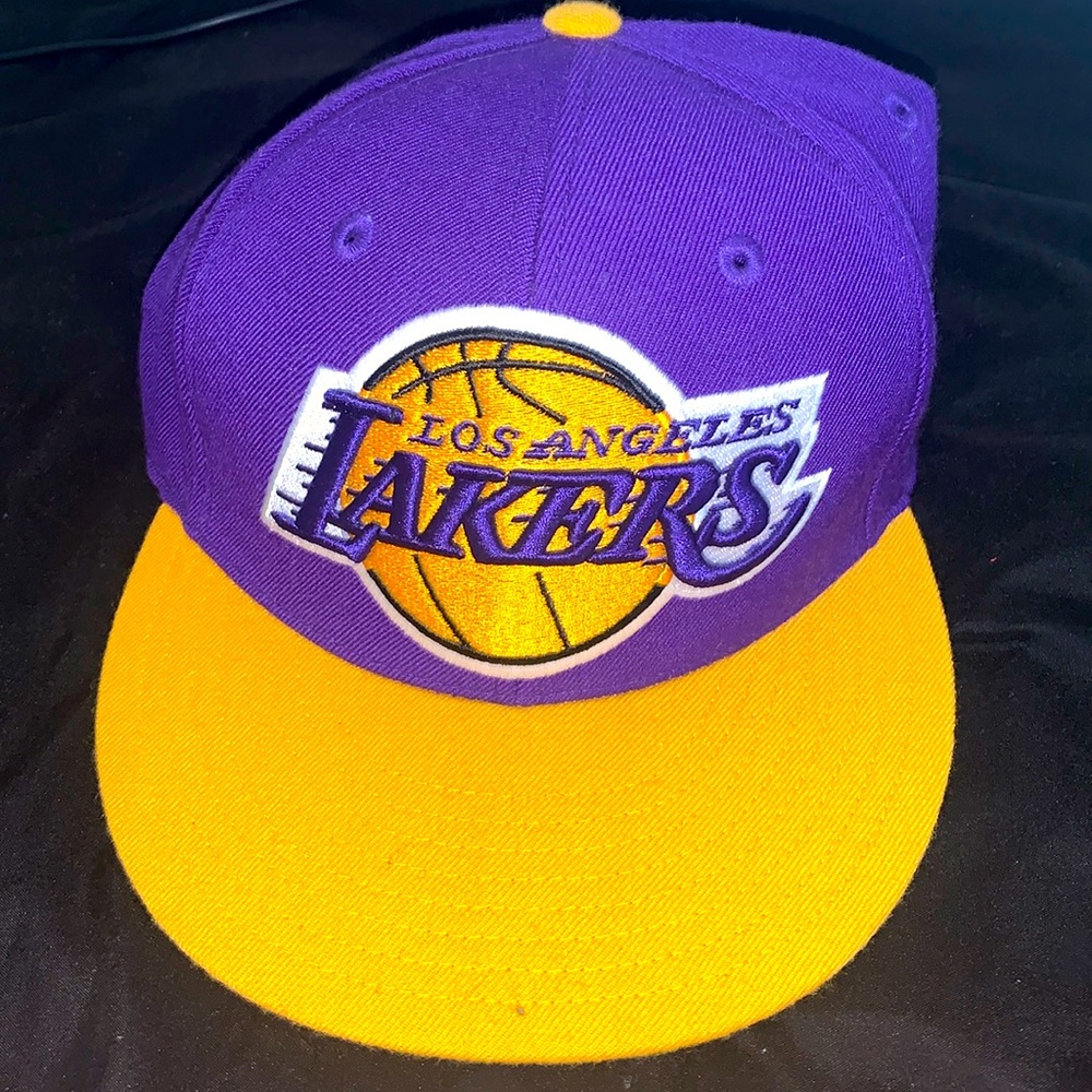 Lakers fitted cap